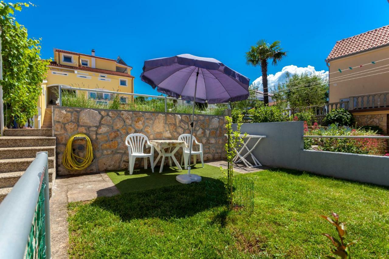 Apartments Belavic By El-Pi Tours Njivice Exteriér fotografie