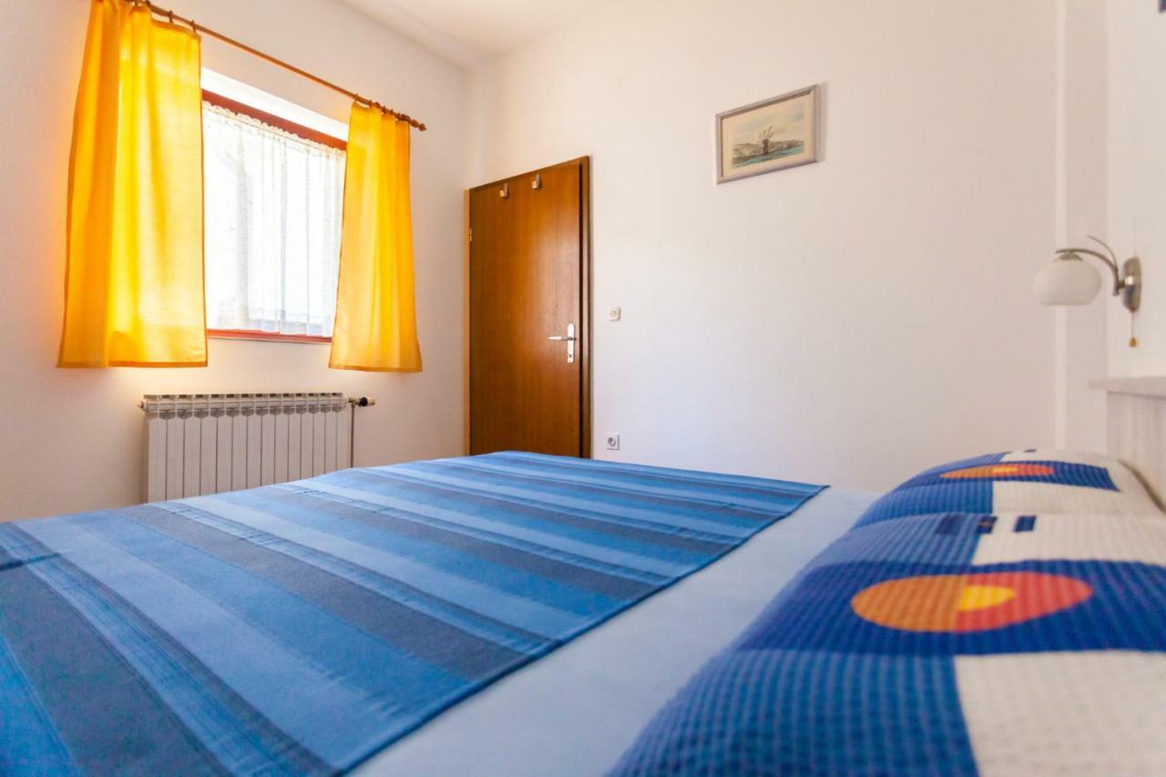Apartments Belavic By El-Pi Tours Njivice Exteriér fotografie